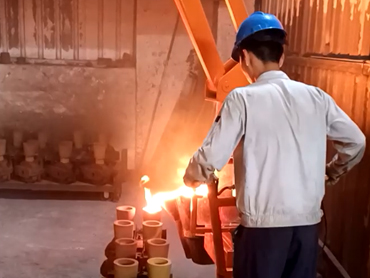 Πώς λειτουργεί ο υδραυλικός χειριστής χύτευσης